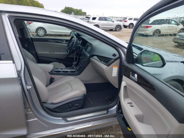 Photo 4 VIN: KMHE34L11HA043840 - HYUNDAI SONATA 