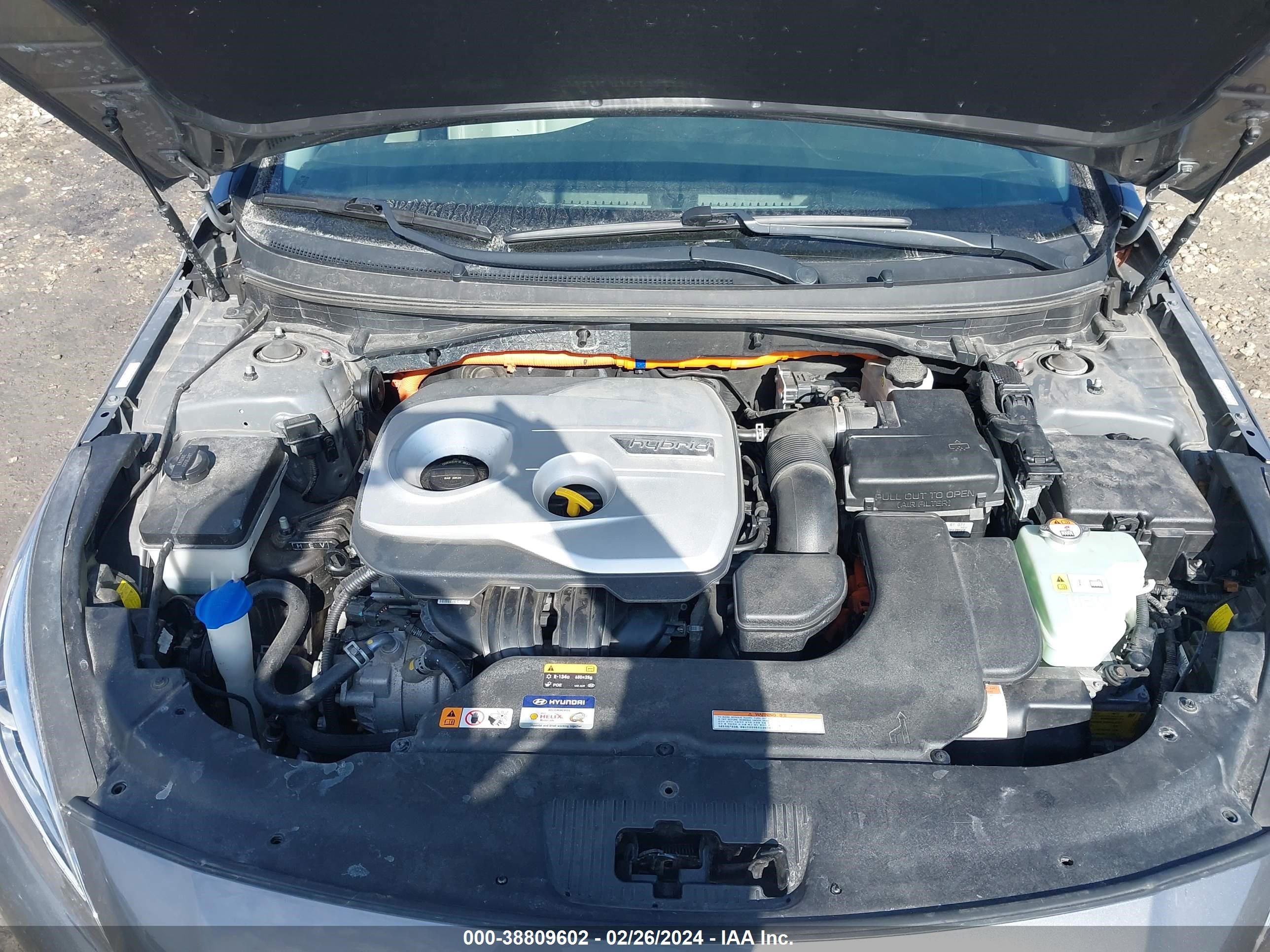 Photo 9 VIN: KMHE34L12HA055964 - HYUNDAI SONATA 