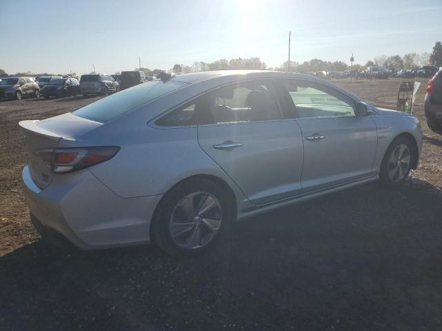 Photo 2 VIN: KMHE34L12HA060212 - HYUNDAI SONATA HYB 