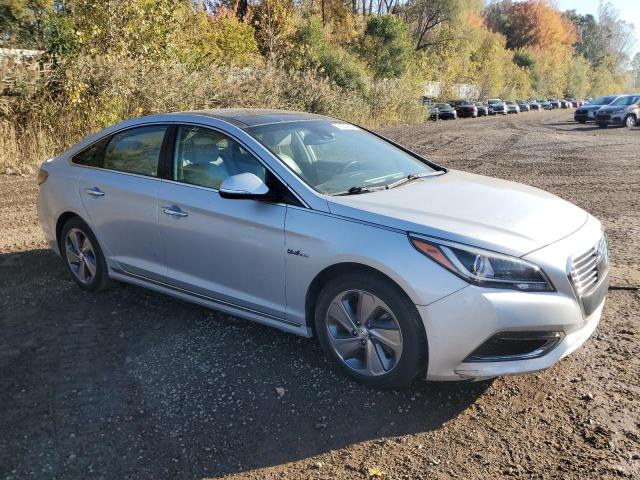 Photo 3 VIN: KMHE34L12HA060212 - HYUNDAI SONATA HYB 