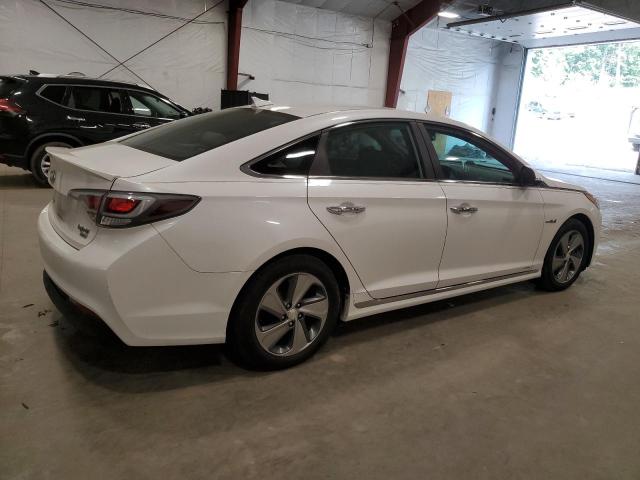 Photo 2 VIN: KMHE34L14GA023192 - HYUNDAI SONATA 