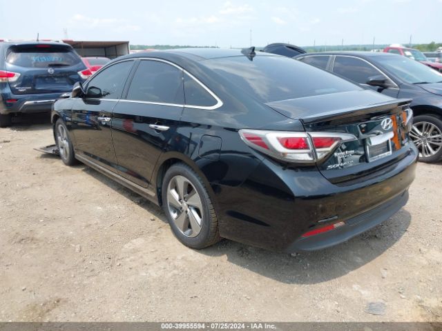 Photo 2 VIN: KMHE34L19GA018201 - HYUNDAI SONATA 