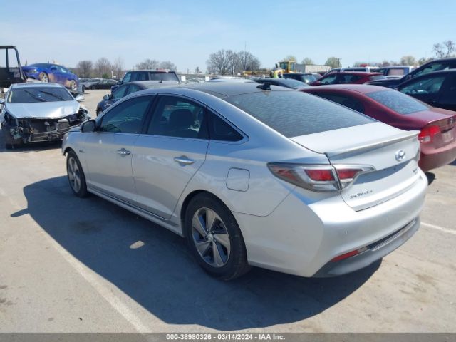 Photo 2 VIN: KMHE34L1XGA023181 - HYUNDAI SONATA HYBRID 