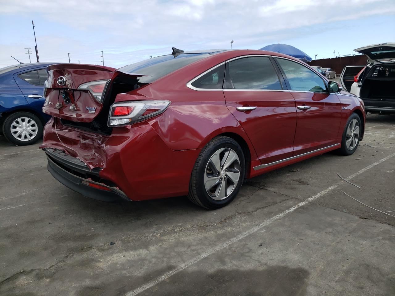 Photo 2 VIN: KMHE34L1XGA026730 - HYUNDAI SONATA 