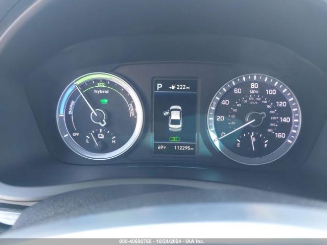 Photo 6 VIN: KMHE34L33JA082355 - HYUNDAI SONATA 