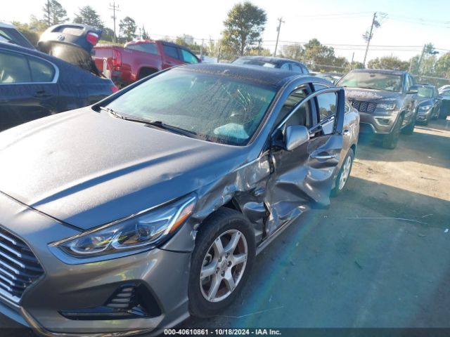 Photo 5 VIN: KMHE34L33JA082372 - HYUNDAI SONATA 