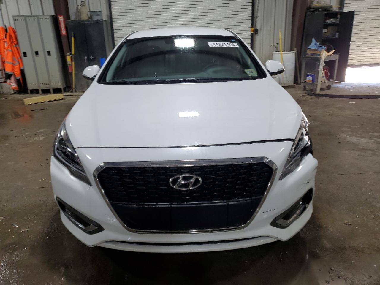 Photo 4 VIN: KMHE34L37HA065276 - HYUNDAI SONATA 