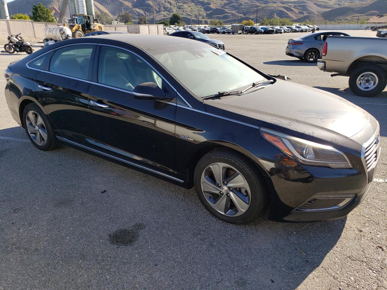 Photo 3 VIN: KMHE54L20GA024665 - HYUNDAI SONATA 