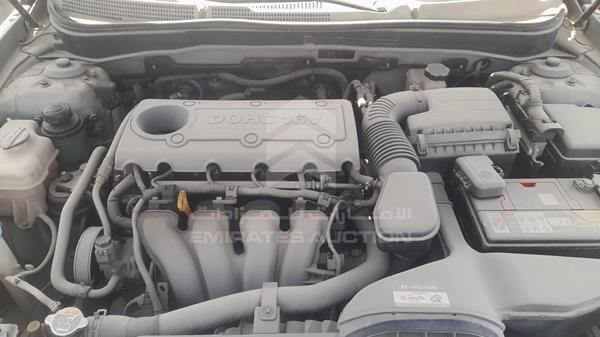 Photo 29 VIN: KMHEB41C0CA403874 - HYUNDAI SONATA 