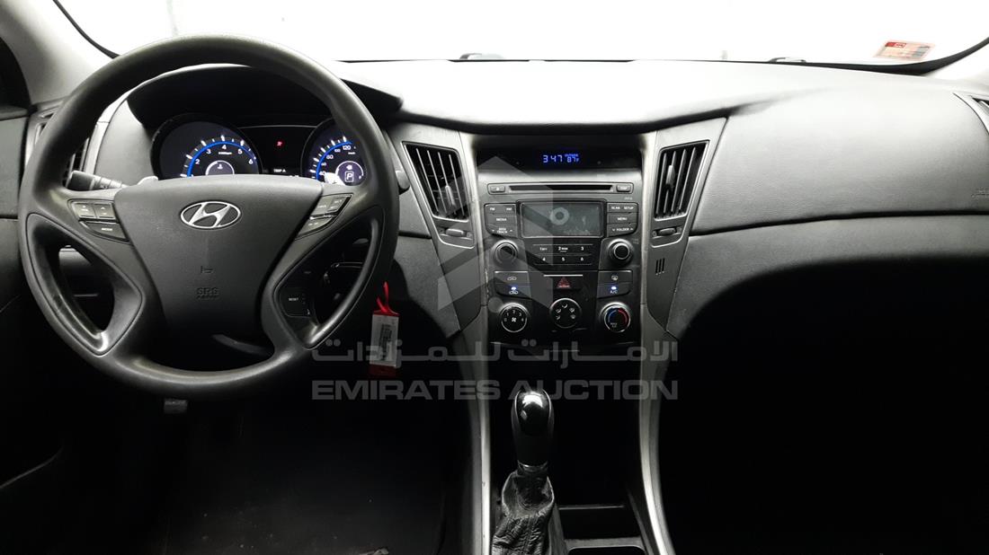 Photo 15 VIN: KMHEB41C3DA522651 - HYUNDAI SONATA 