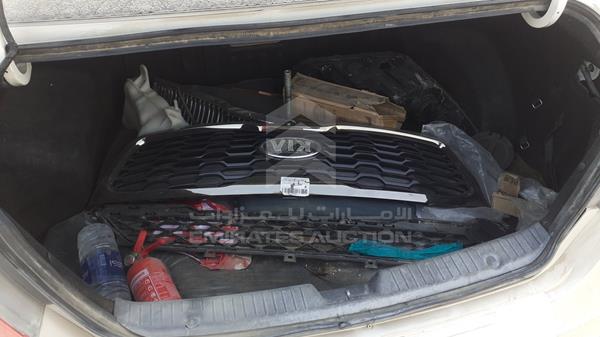 Photo 20 VIN: KMHEB41C6DA465975 - HYUNDAI SONATA 