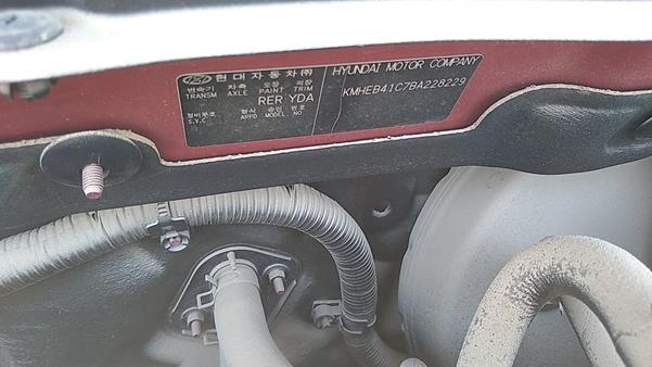 Photo 8 VIN: KMHEB41C7BA228229 - HYUNDAI SONATA 