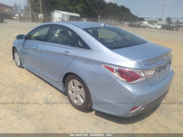 Photo 2 VIN: KMHEC4A40BA001096 - HYUNDAI SONATA 