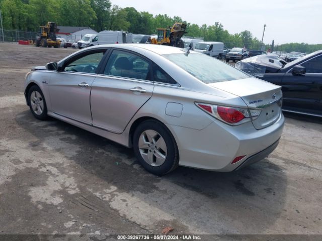 Photo 2 VIN: KMHEC4A40BA006752 - HYUNDAI SONATA HYBRID 