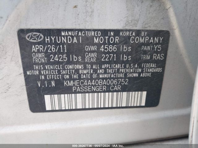 Photo 8 VIN: KMHEC4A40BA006752 - HYUNDAI SONATA HYBRID 