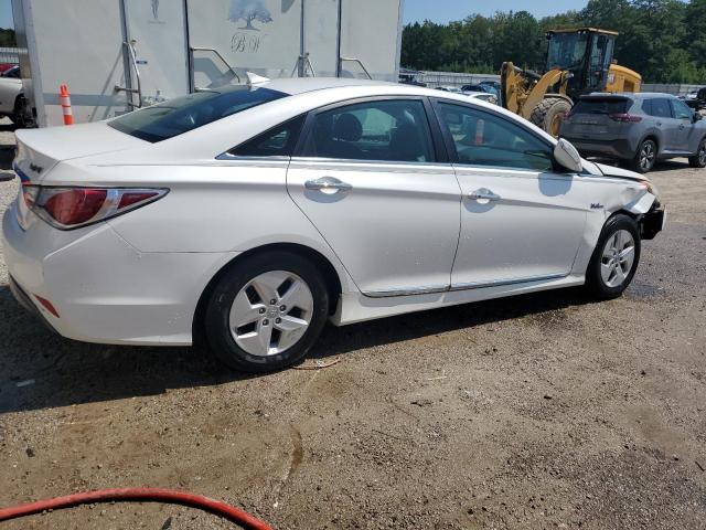 Photo 2 VIN: KMHEC4A40CA032852 - HYUNDAI SONATA HYB 