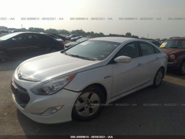 Photo 1 VIN: KMHEC4A40CA034830 - HYUNDAI SONATA 