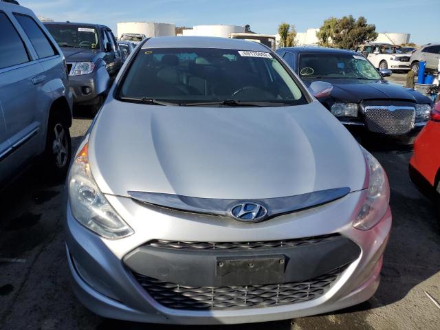 Photo 4 VIN: KMHEC4A40CA045374 - HYUNDAI SONATA 