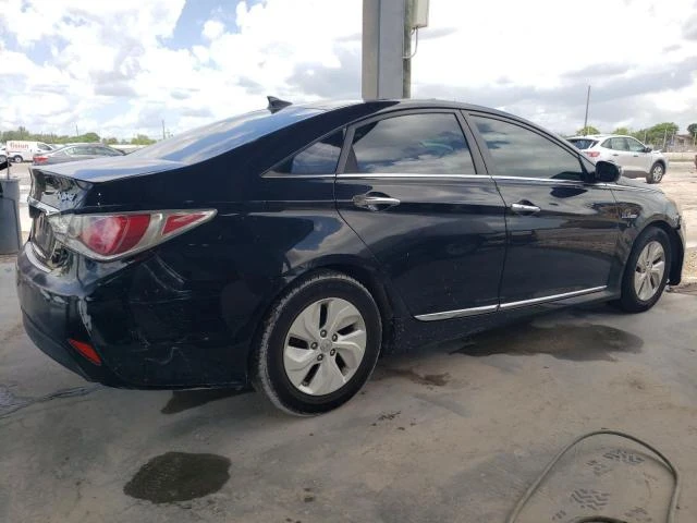 Photo 2 VIN: KMHEC4A40DA065321 - HYUNDAI SONATA HYB 