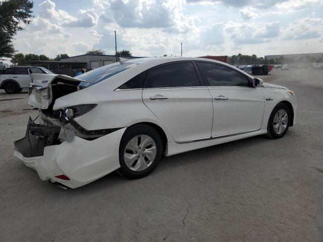 Photo 2 VIN: KMHEC4A40DA073211 - HYUNDAI SONATA HYB 