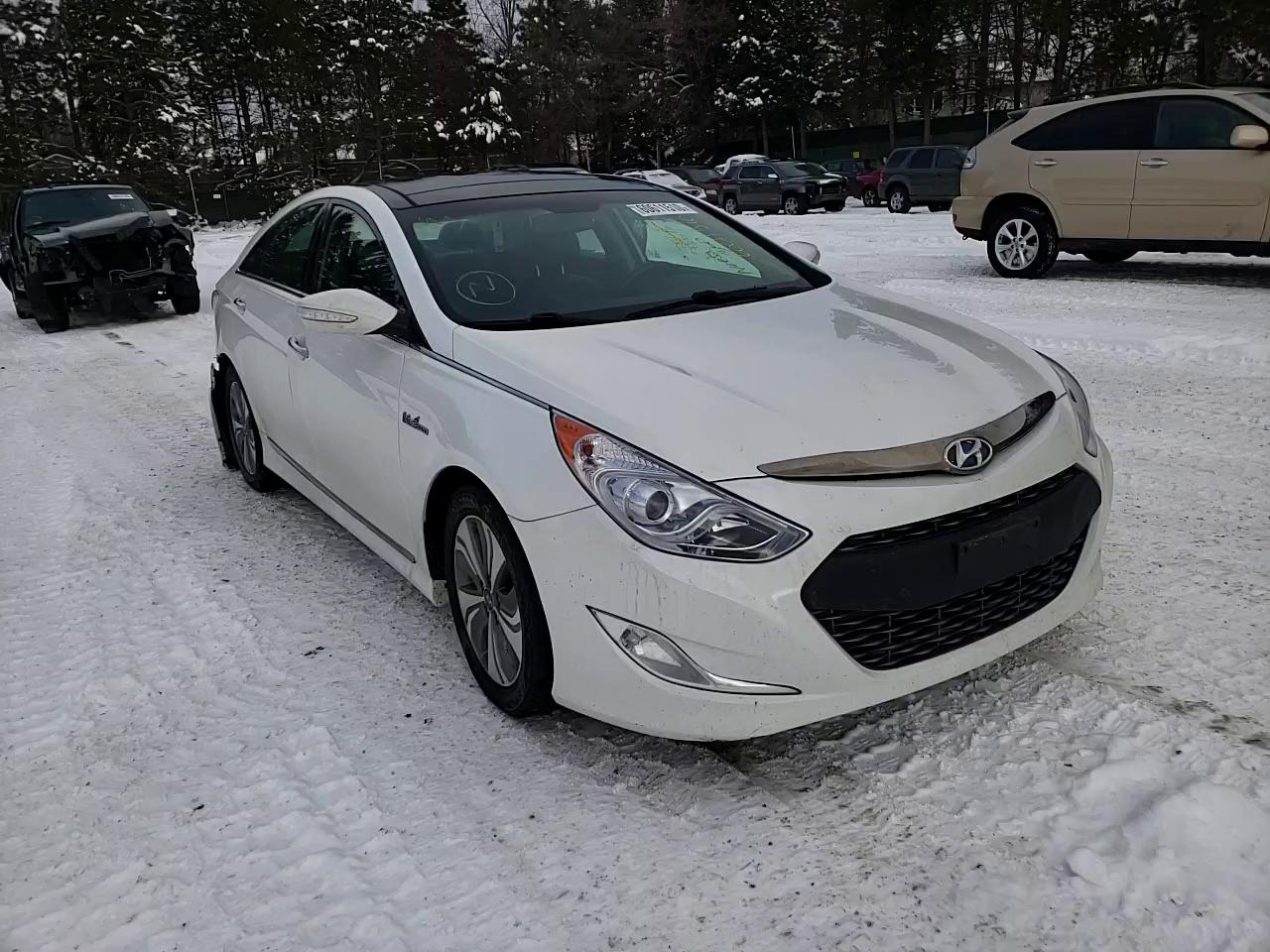 Photo 10 VIN: KMHEC4A40EA103227 - HYUNDAI SONATA HYB 