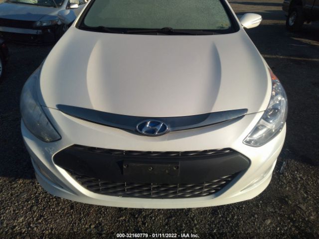 Photo 5 VIN: KMHEC4A40EA113689 - HYUNDAI SONATA HYBRID 