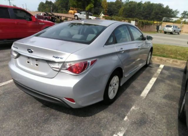 Photo 3 VIN: KMHEC4A40EA117998 - HYUNDAI SONATA HYBRID 