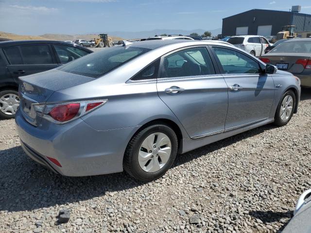 Photo 2 VIN: KMHEC4A40FA123673 - HYUNDAI SONATA 