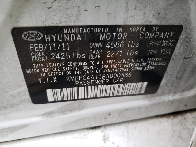 Photo 9 VIN: KMHEC4A41BA000586 - HYUNDAI SONATA HYB 