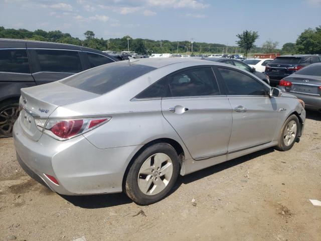 Photo 2 VIN: KMHEC4A41BA004671 - HYUNDAI SONATA HYB 