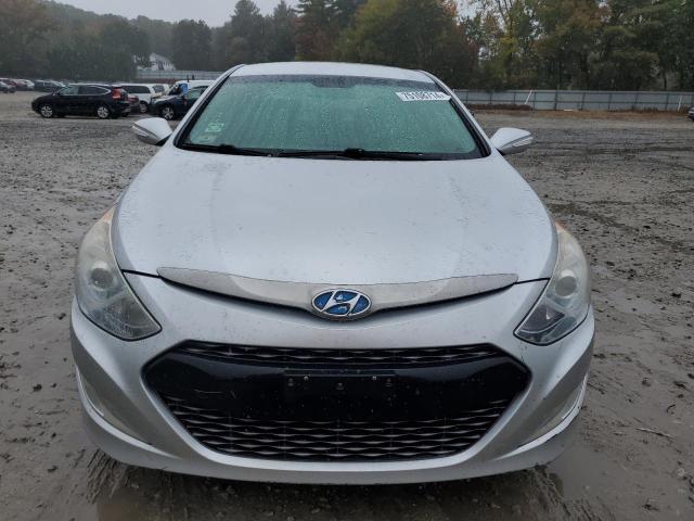 Photo 4 VIN: KMHEC4A41BA006324 - HYUNDAI SONATA HYB 