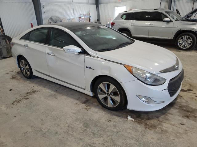 Photo 3 VIN: KMHEC4A41BA007196 - HYUNDAI SONATA HYB 