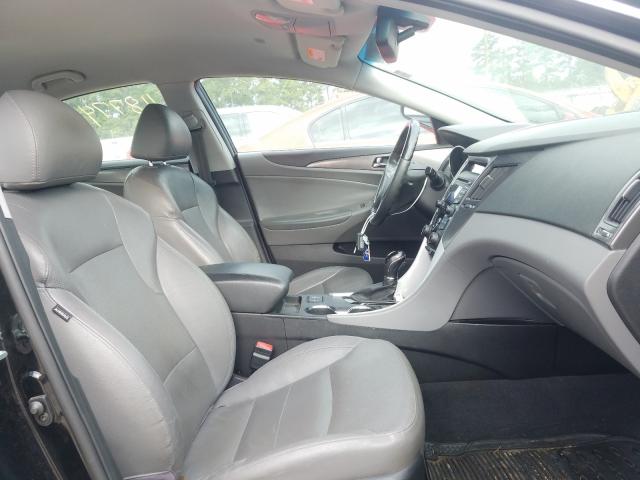 Photo 4 VIN: KMHEC4A41CA021858 - HYUNDAI SONATA 