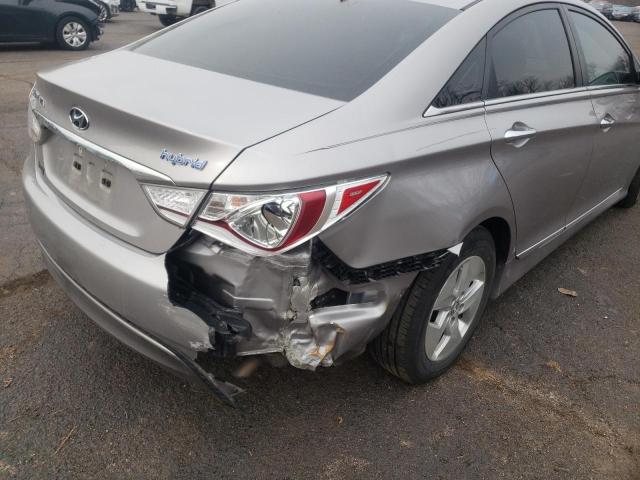 Photo 8 VIN: KMHEC4A41CA032746 - HYUNDAI SONATA HYB 