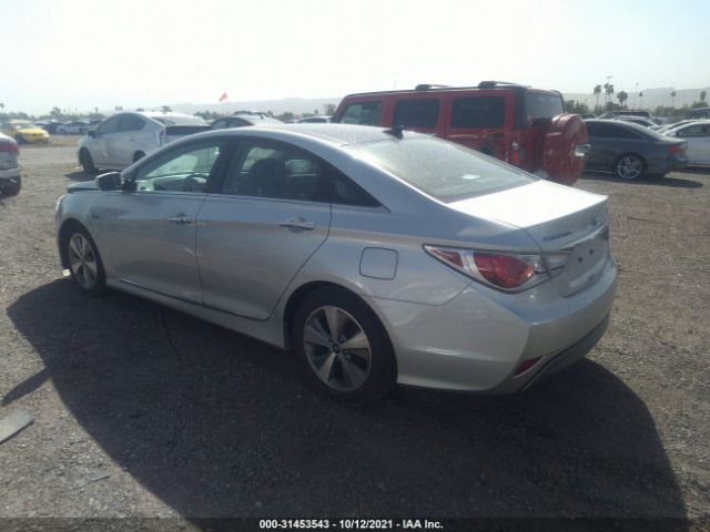 Photo 2 VIN: KMHEC4A41CA039440 - HYUNDAI SONATA 