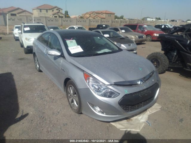 Photo 5 VIN: KMHEC4A41CA039440 - HYUNDAI SONATA 