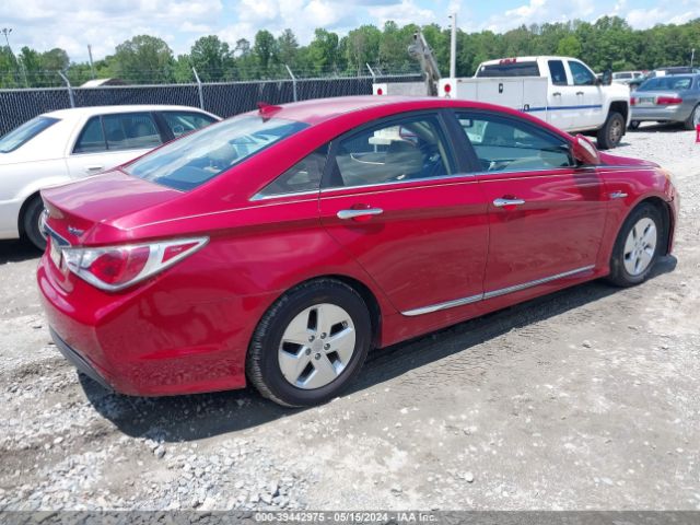 Photo 3 VIN: KMHEC4A41CA060501 - HYUNDAI SONATA HYBRID 