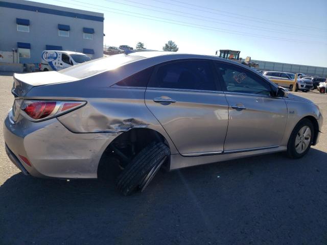 Photo 2 VIN: KMHEC4A41DA069751 - HYUNDAI SONATA 