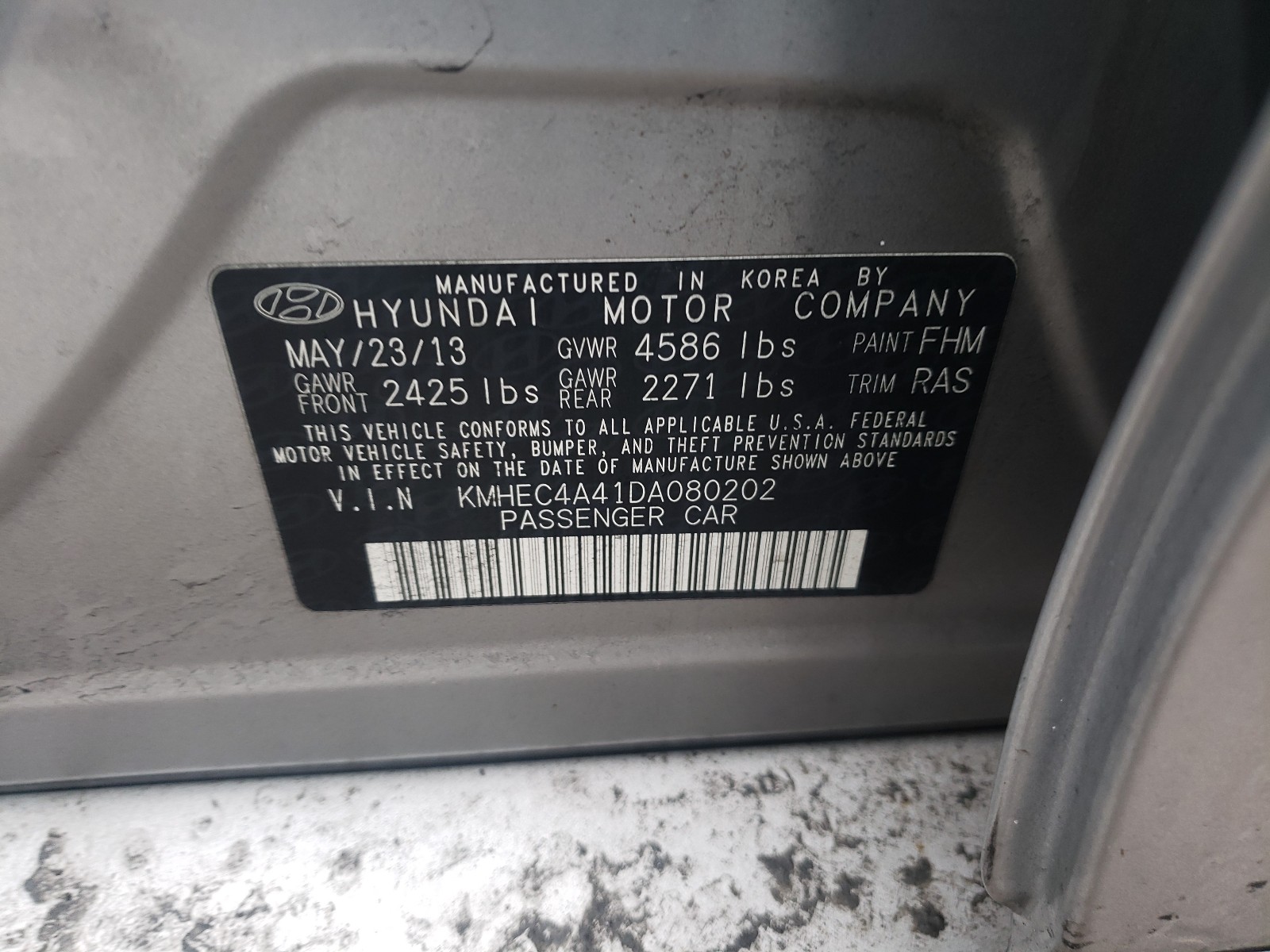 Photo 9 VIN: KMHEC4A41DA080202 - HYUNDAI SONATA HYB 