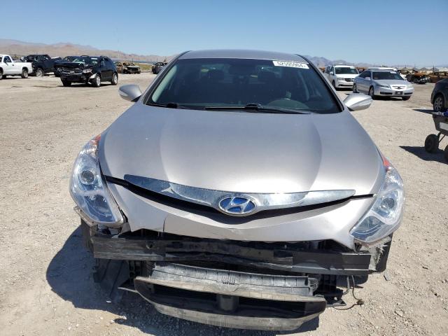 Photo 4 VIN: KMHEC4A41DA082841 - HYUNDAI SONATA 