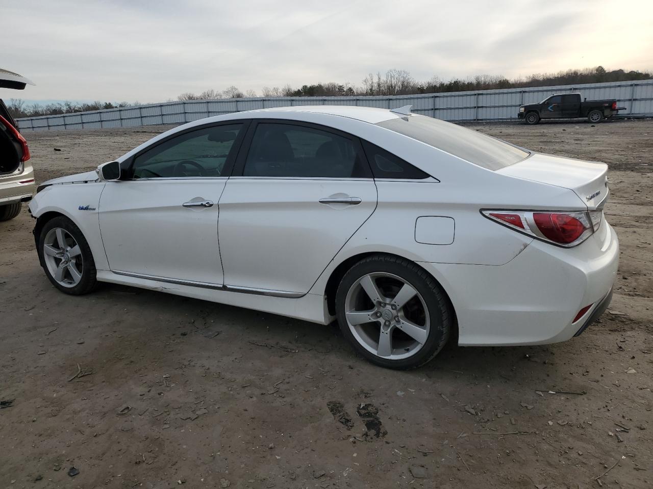 Photo 1 VIN: KMHEC4A41DA087974 - HYUNDAI SONATA 