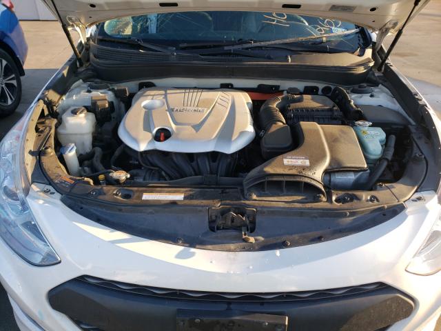 Photo 6 VIN: KMHEC4A41FA121057 - HYUNDAI SONATA HYB 