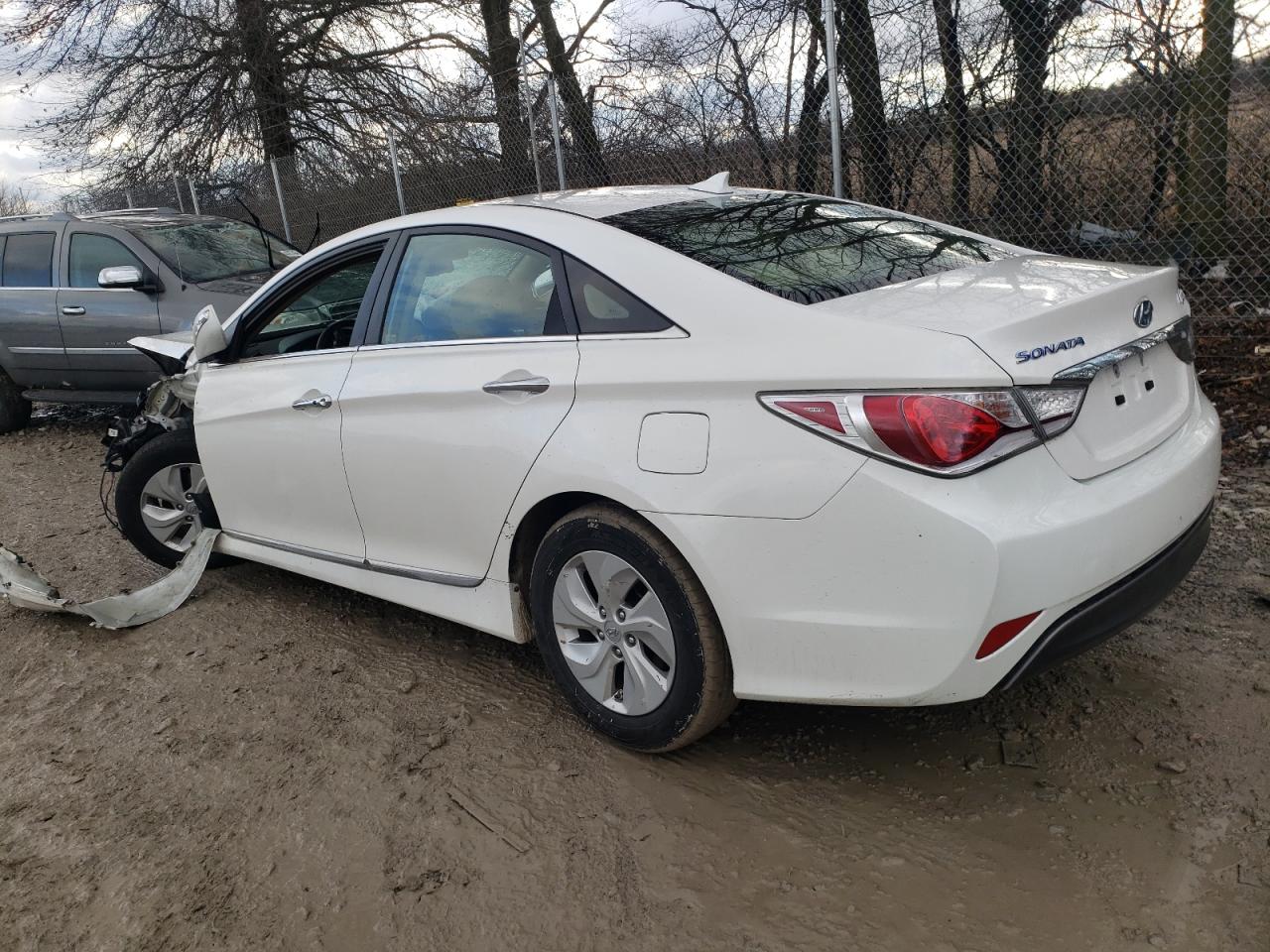 Photo 1 VIN: KMHEC4A41FA128414 - HYUNDAI SONATA 