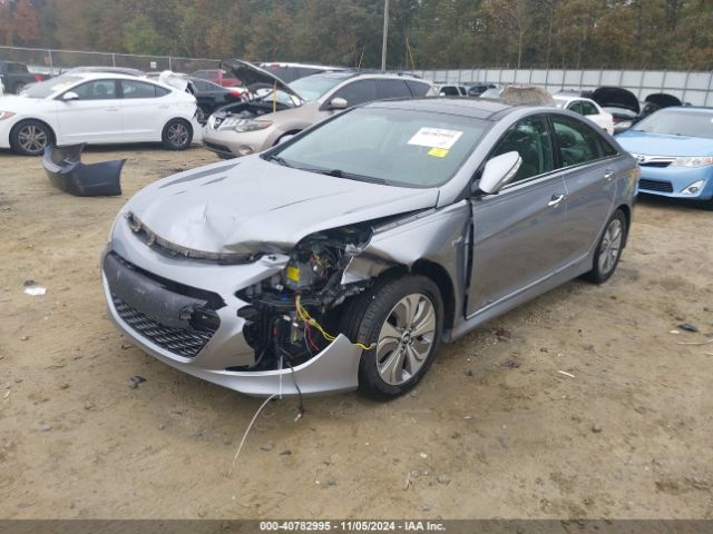 Photo 5 VIN: KMHEC4A41FA132463 - HYUNDAI SONATA 