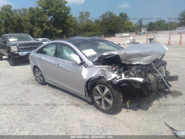 Photo 0 VIN: KMHEC4A42BA000855 - HYUNDAI SONATA 