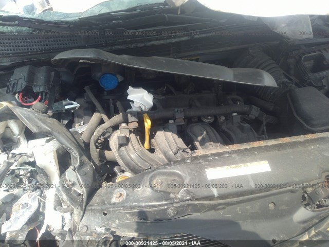 Photo 9 VIN: KMHEC4A42BA000855 - HYUNDAI SONATA 