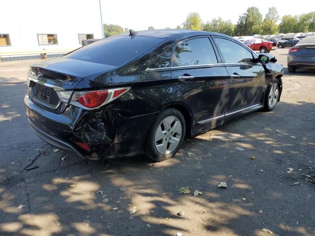 Photo 3 VIN: KMHEC4A42BA004128 - HYUNDAI SONATA HYB 