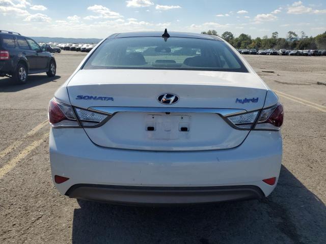 Photo 5 VIN: KMHEC4A42BA010916 - HYUNDAI SONATA HYB 