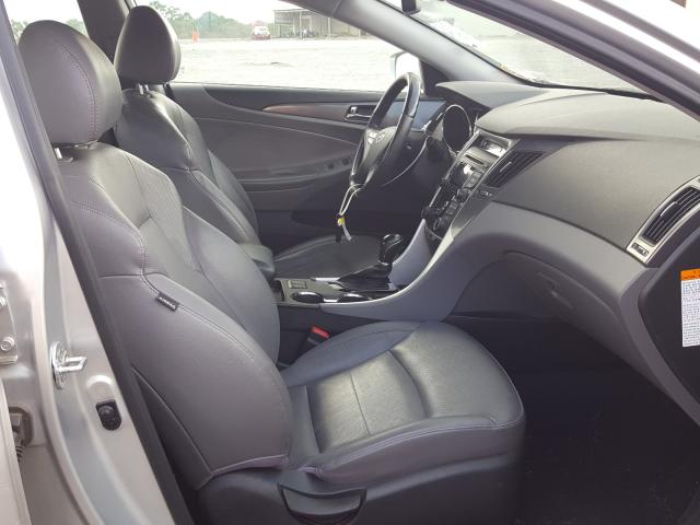 Photo 4 VIN: KMHEC4A42CA028835 - HYUNDAI SONATA HYB 