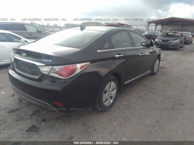 Photo 3 VIN: KMHEC4A42CA032741 - HYUNDAI SONATA 